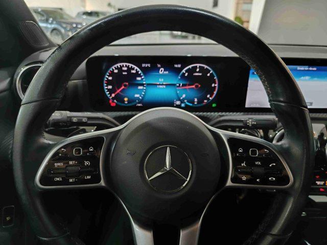 MERCEDES-BENZ CLA 180 d Automatic Shooting Brake Business Extra