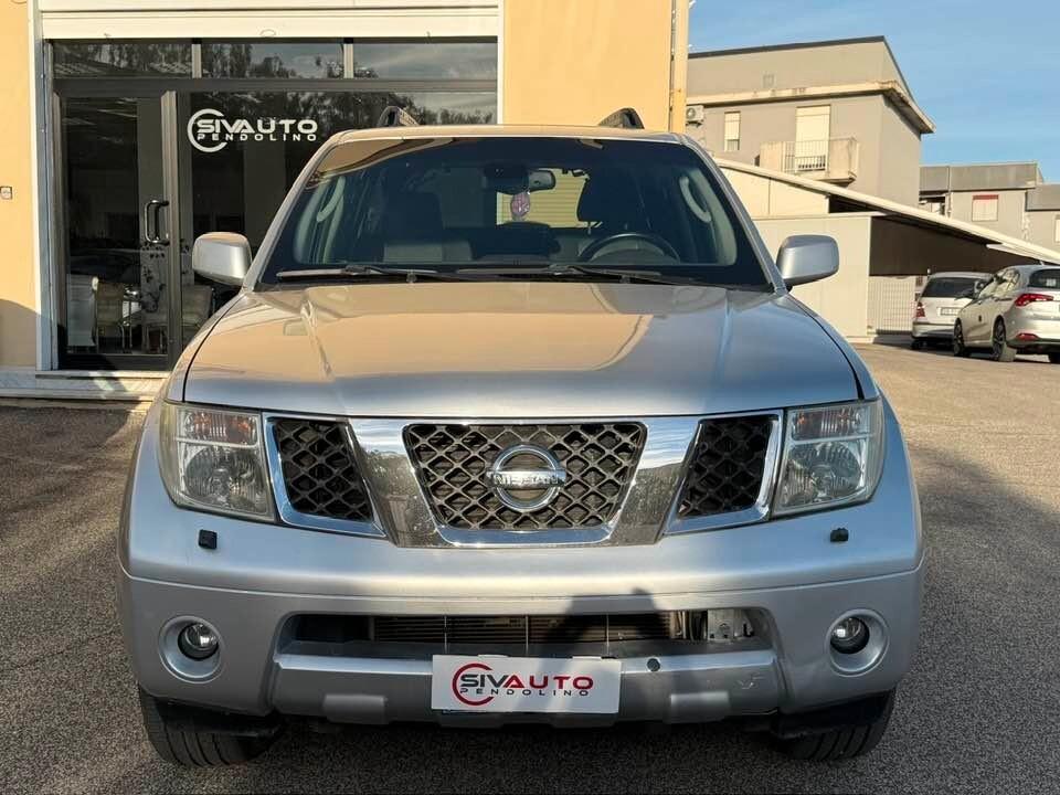 Nissan Pathfinder 2.5 dCi XE Plus 4x4 7 posti