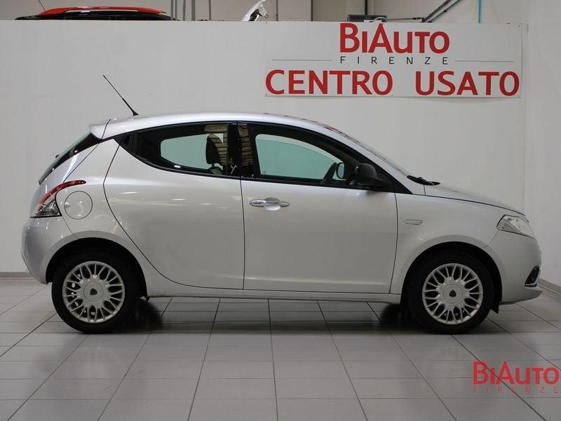 Lancia Ypsilon 1.3 MJT 16V 80 CV 5 porte S&S Gold