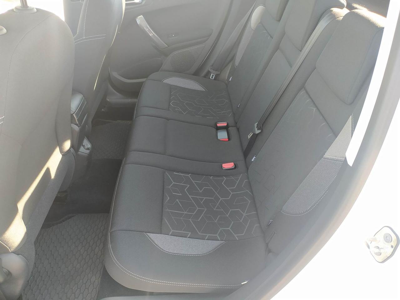 Peugeot 2008 Active 1.5 Blue HDI 100 #6891