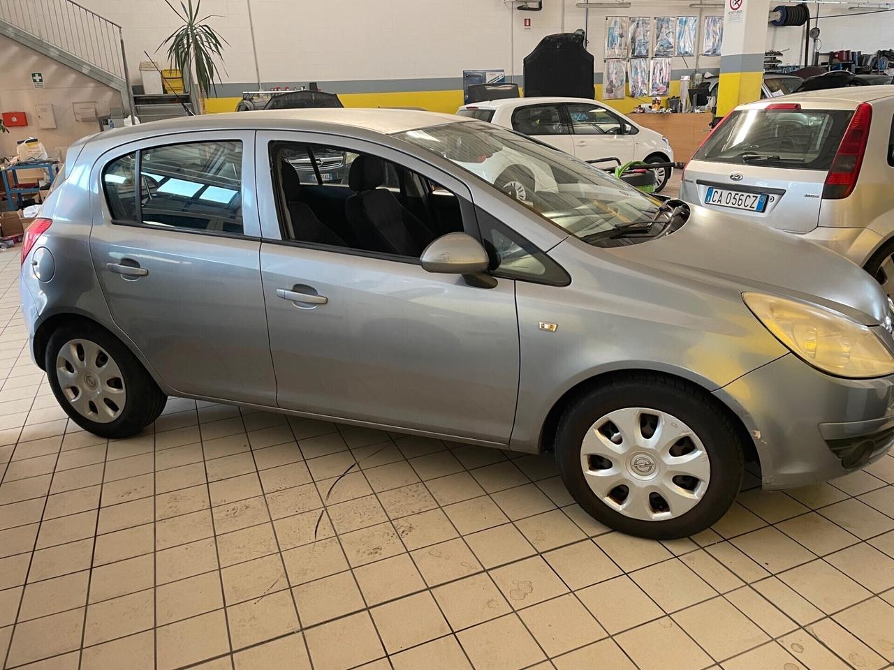 Opel Corsa 1.0 12V 5 porte Club