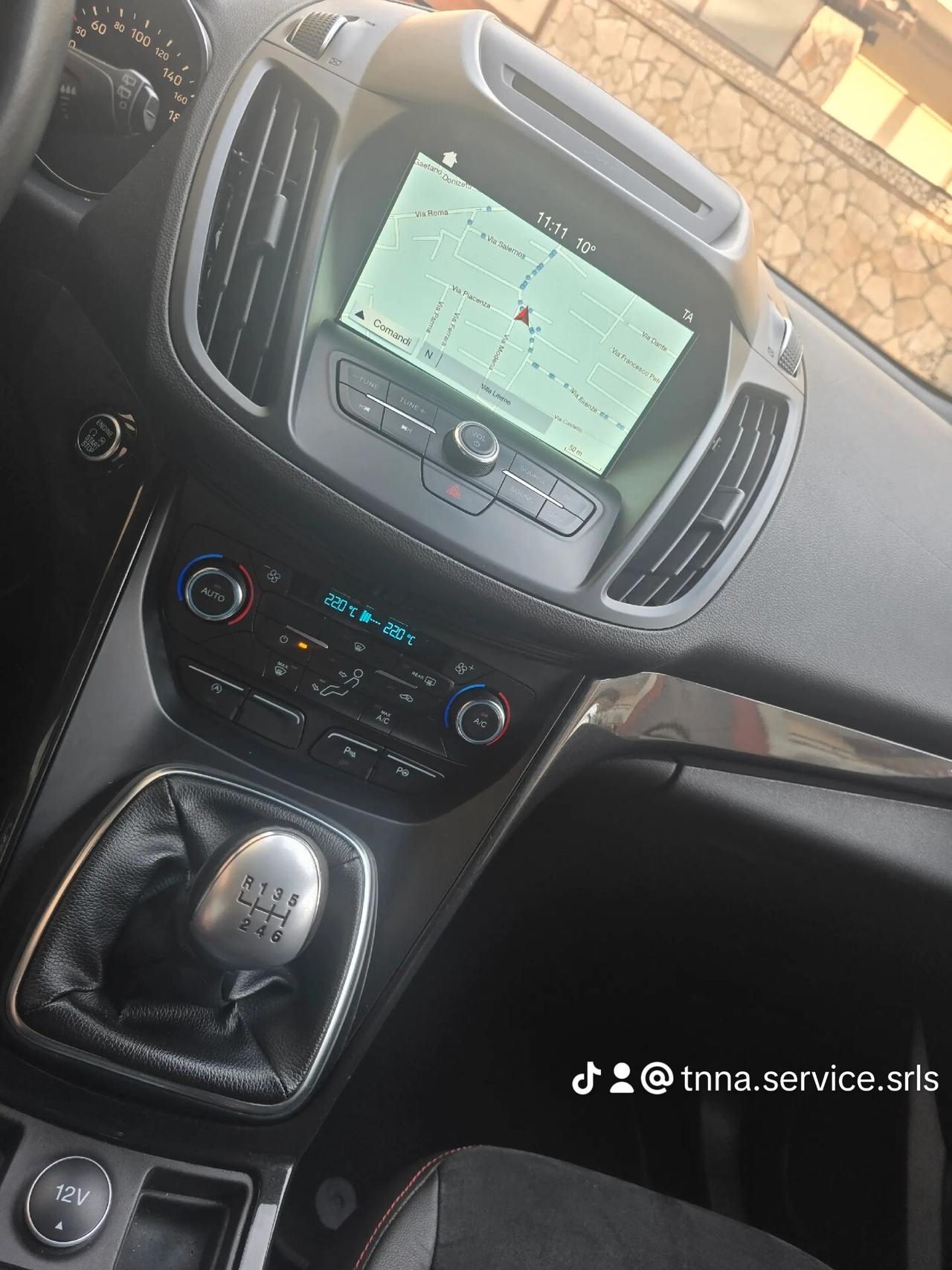 Ford Kuga 1.5 TDCI 120 CV S&S 2WD ST-Line