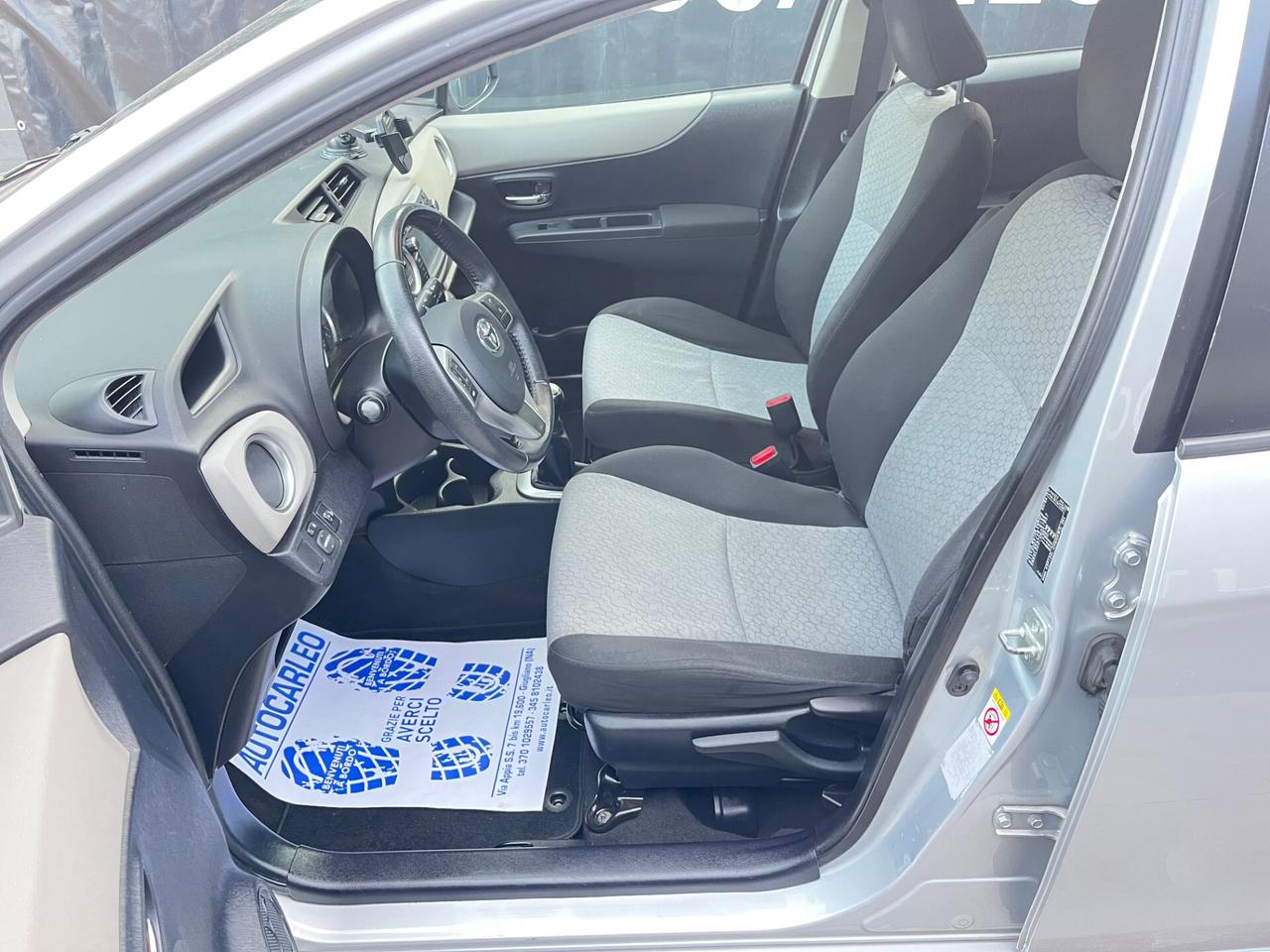 Toyota Yaris 1.0 BENZINA Lounge” tagliandi Toyota”