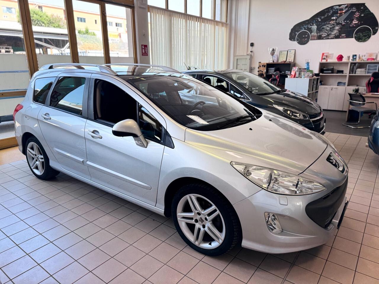 Peugeot 308 1.6 HDi 110CV SW Ciel Féline