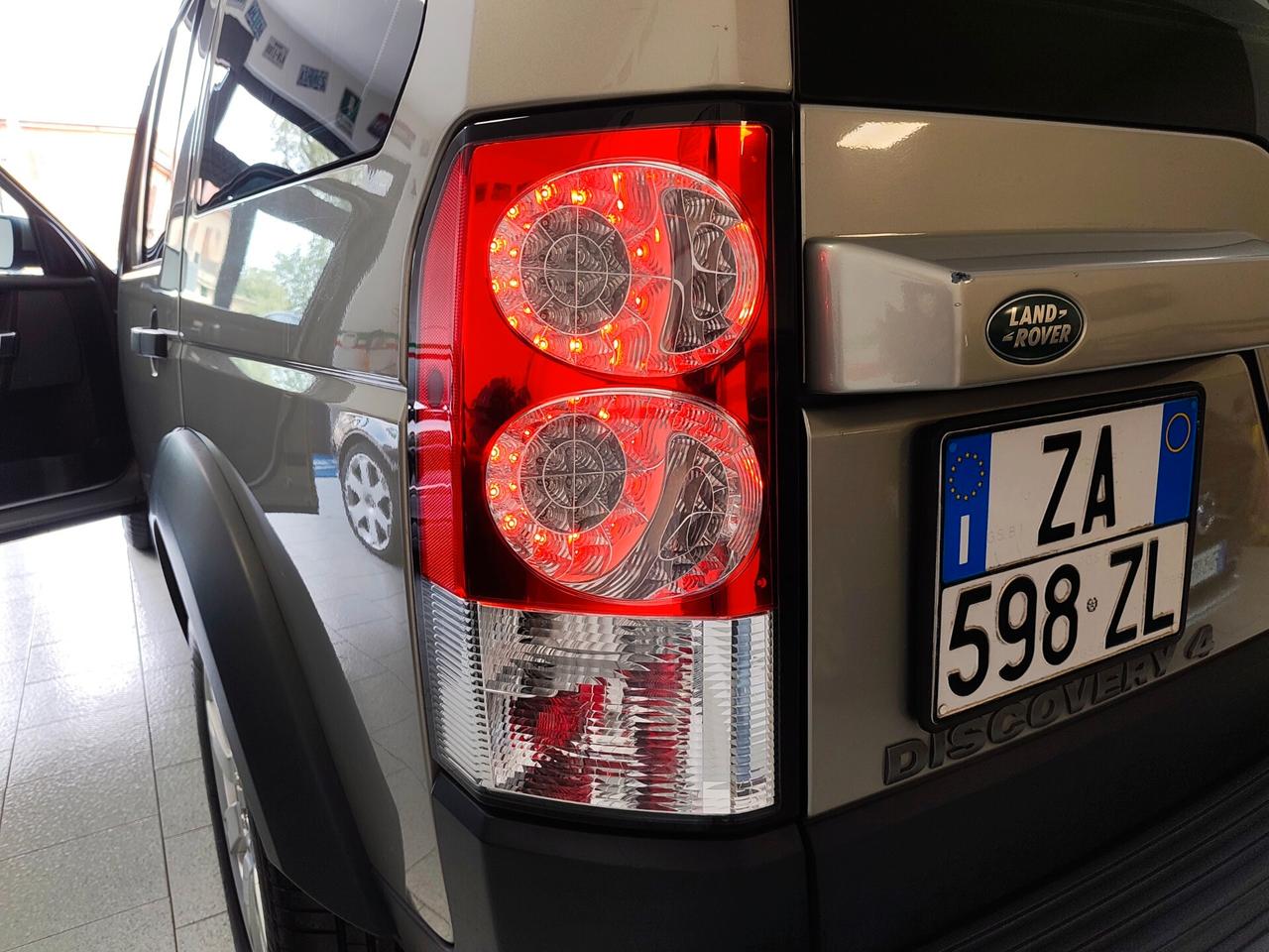 Land Rover Discovery 4 7POSTI / GANCIO TRAINO
