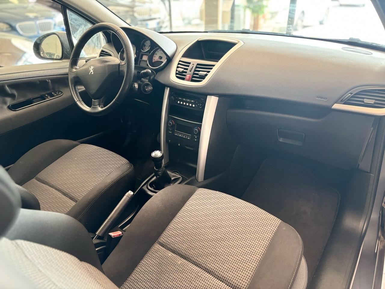 Peugeot 207 1.4 VTi 95CV 3p. XS