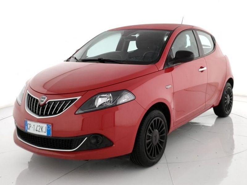 Lancia Ypsilon 1.0 firefly hybrid Gold Plus s&s 70cv