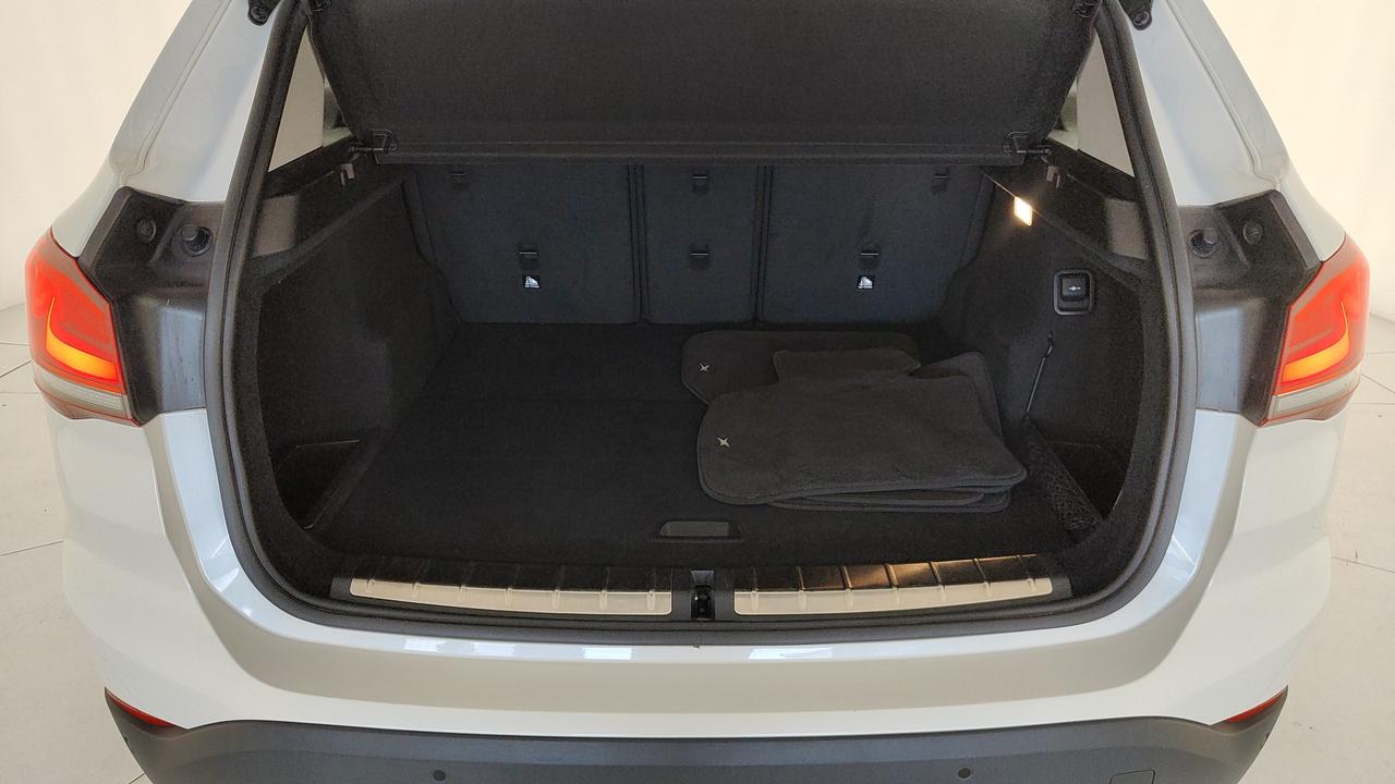 BMW X1 F48 2019 - X1 xdrive18d xLine auto