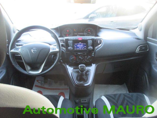 LANCIA Ypsilon 1.2 69 CV 5 porte Gold