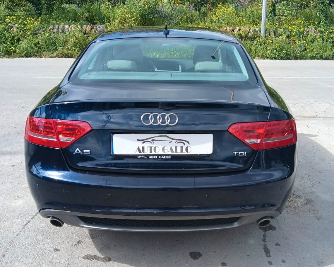 Audi A5 2011 photo 4