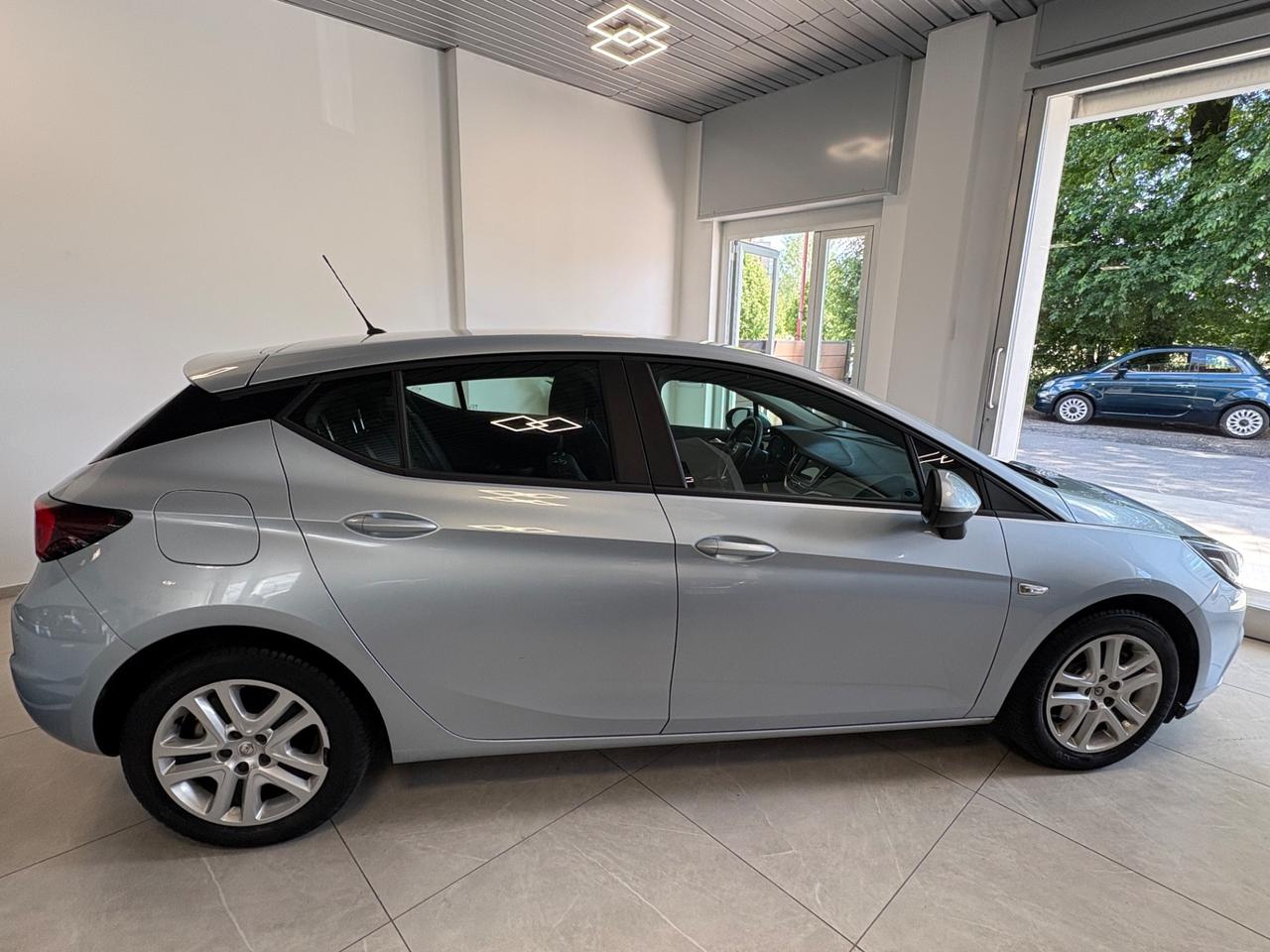 Opel Astra 1.6 CDTi 110CV Start&Stop 5 porte Innovation