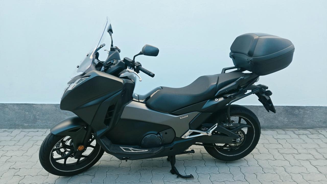 Honda Integra 750 ABS