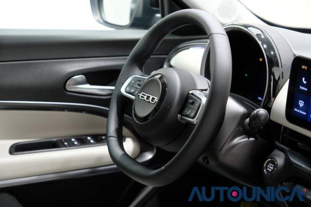 FIAT 600 HYBRID 100 CV DCT MHEV LA PRIMA NEOPATENTATI