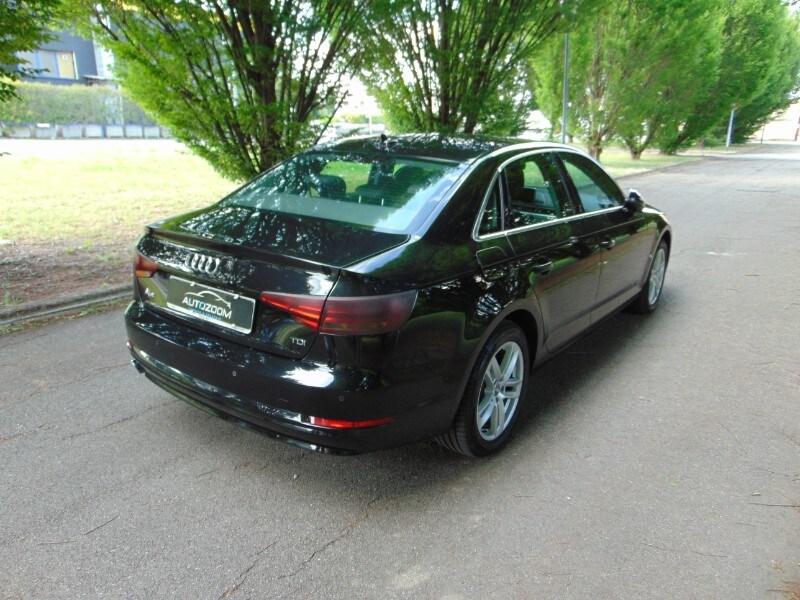 AUDI A4 5ª serie A4 2.0 TDI 150 CV S tronic Bu...