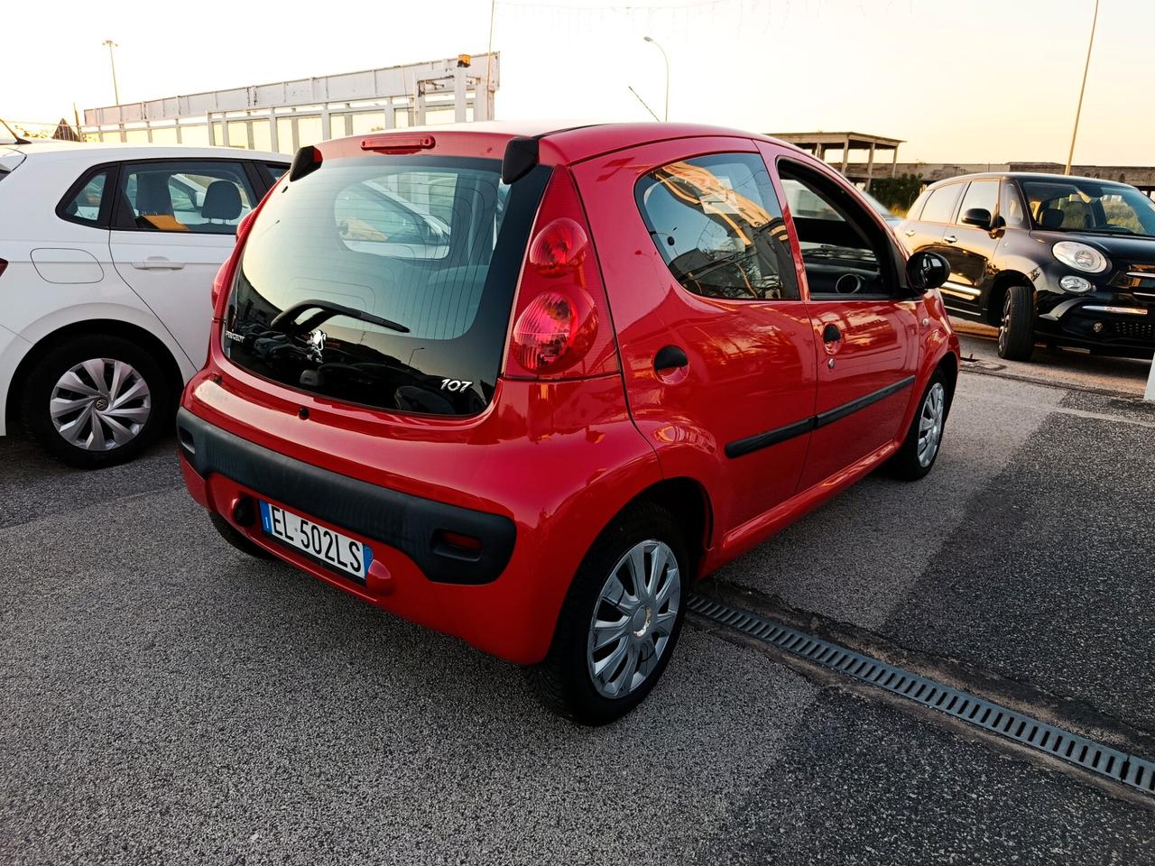 Peugeot 107 1.0 68CV 5p. Urban Move 2012