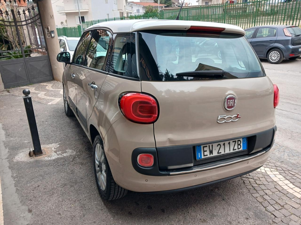 AUTOCARRO COMPRESO IVA