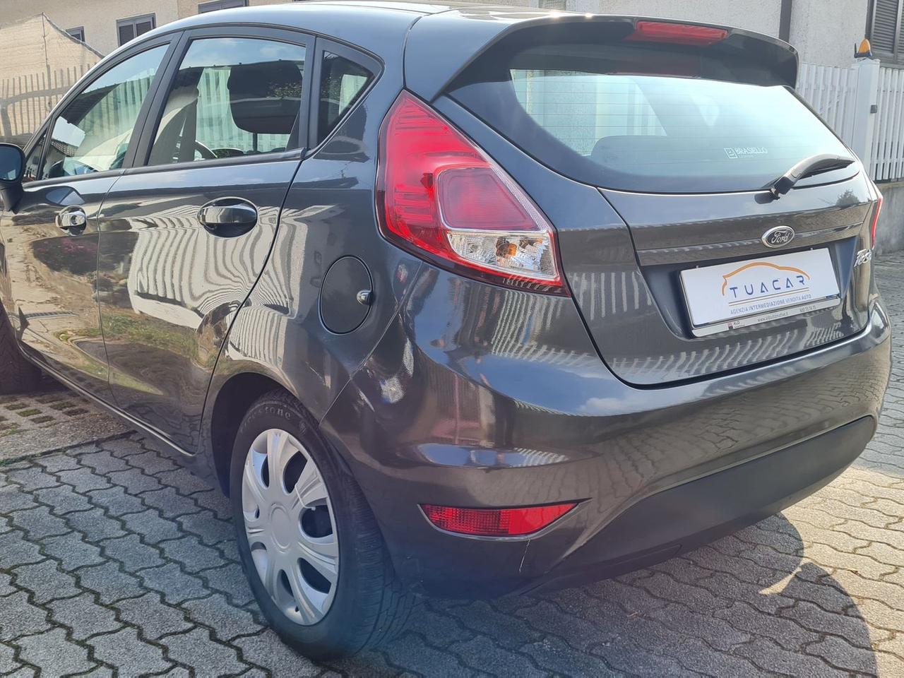 Ford Fiesta 1.5 TDCì Business #9886