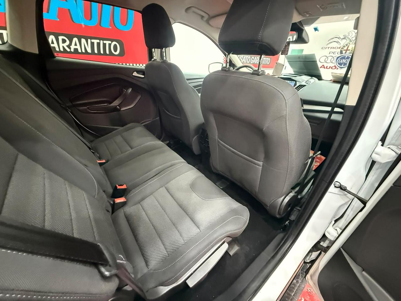Ford Kuga 2.0 120cv TITANIUM - 2016