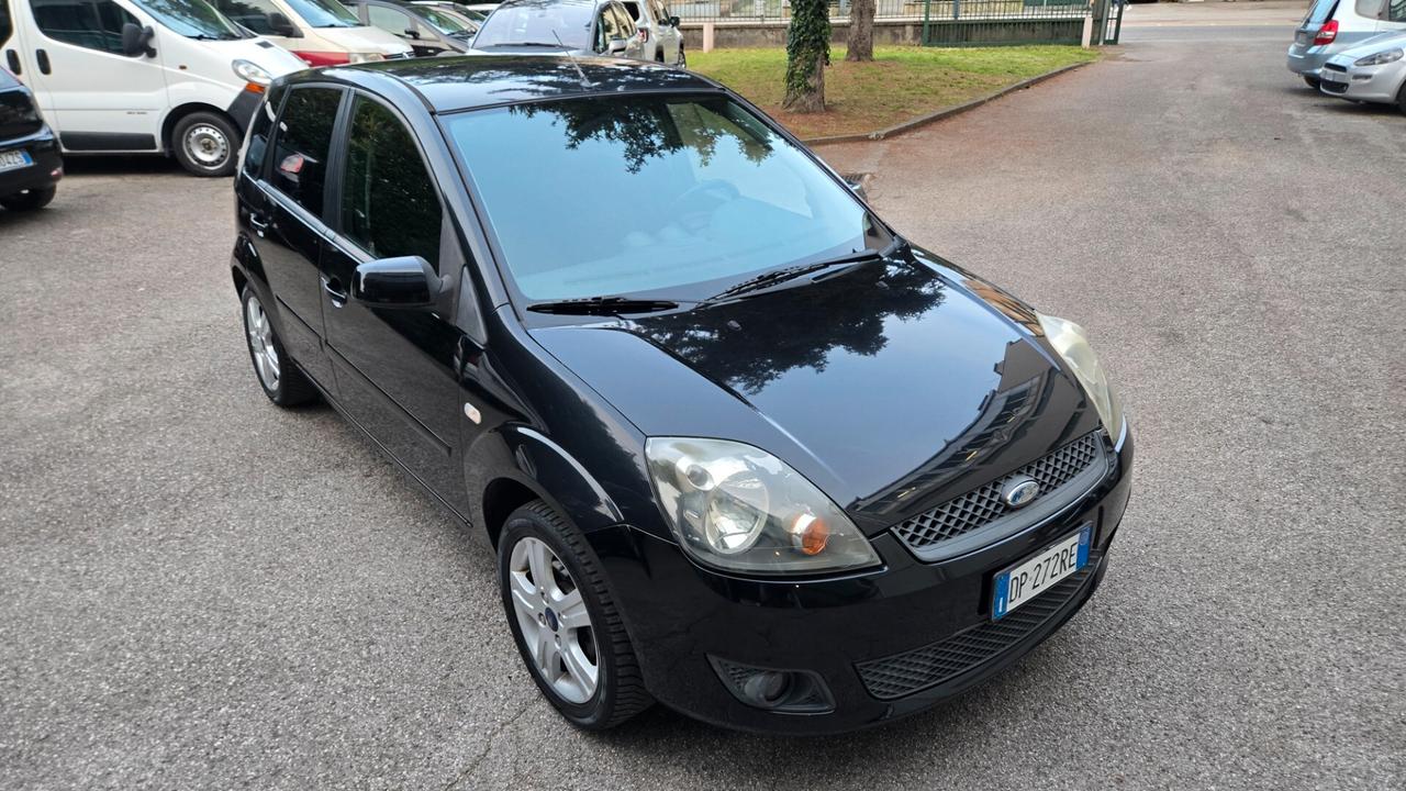 Ford Fiesta 1.4 TDCi 5p. Ghia