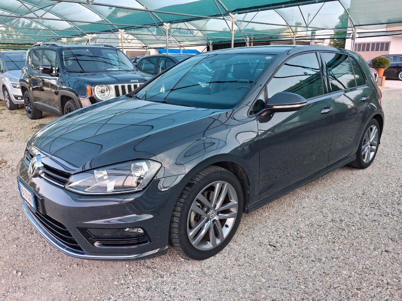 Volkswagen Golf 5 Porte 1.6 tdi (btdi) R-Line Highline 110cv