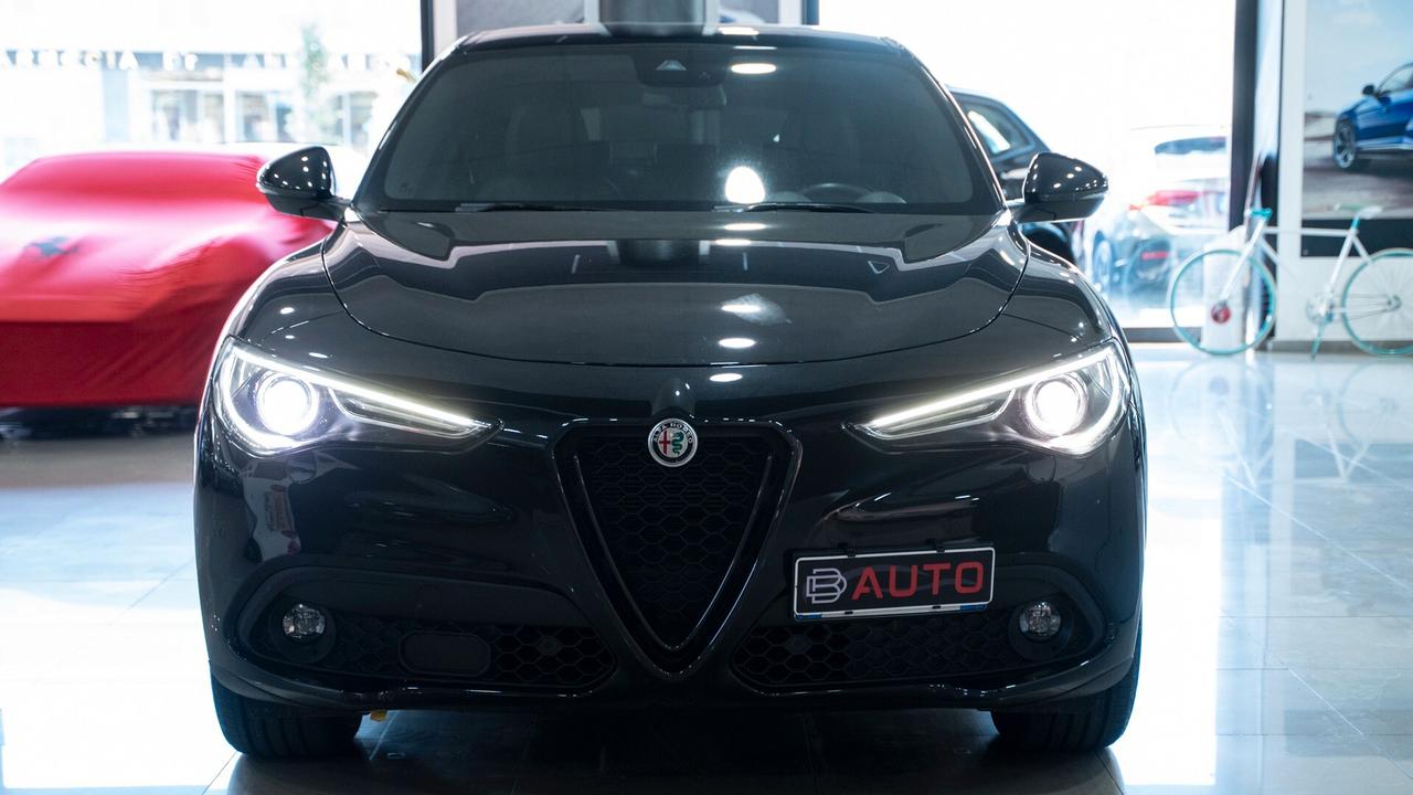 Alfa Romeo Stelvio 2.2 t SPRINT Q4 190 CV AT8 19" XENO NAVI PELLE FULL OPTIONAL