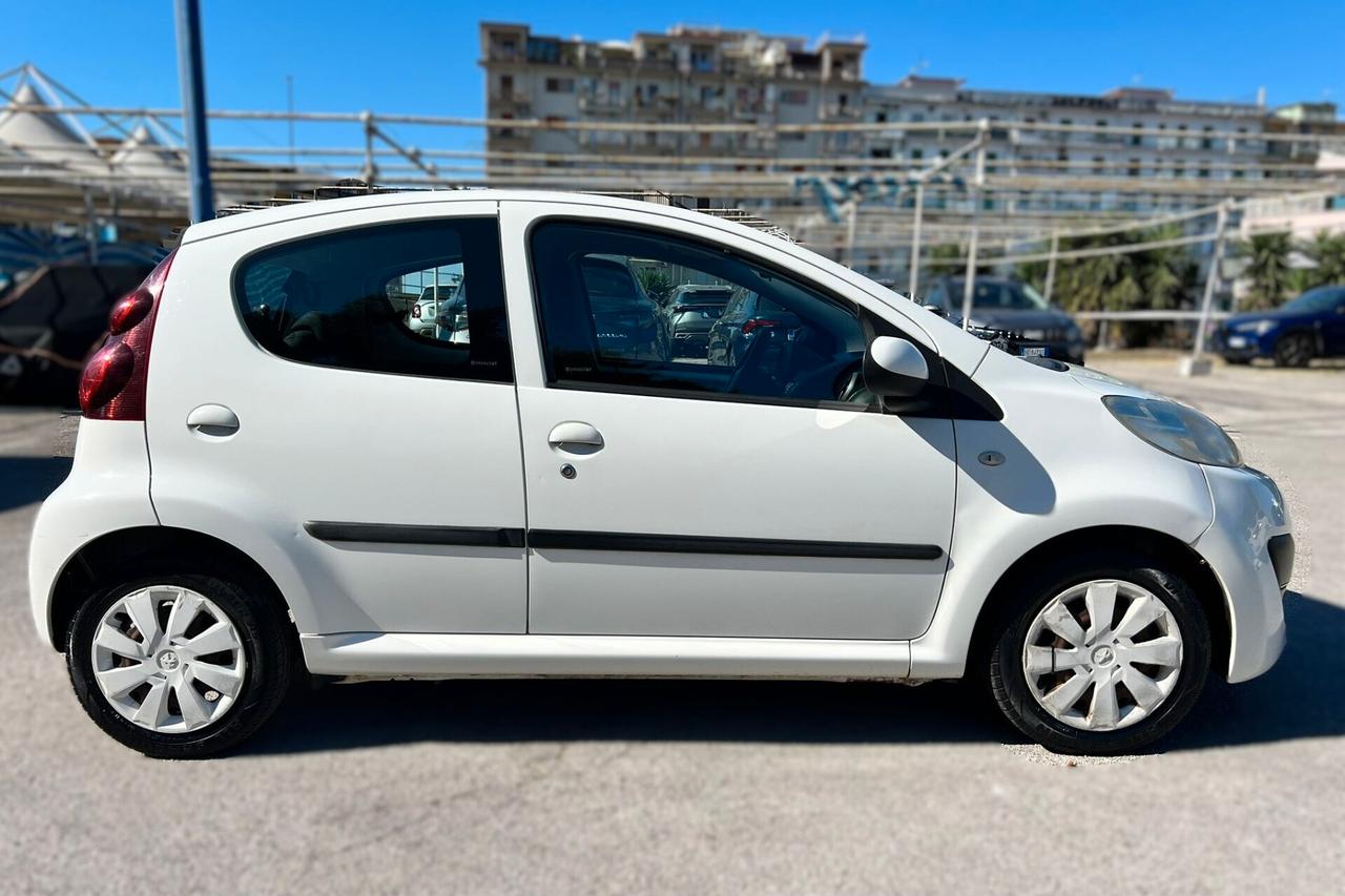 PEUGEOT 107 1.0 Active C/A 5p - 2014