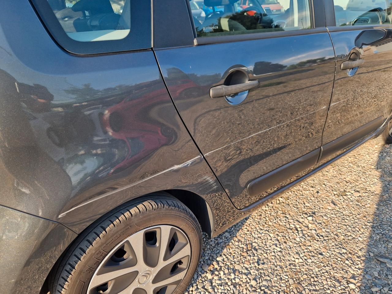 Citroen C3 Picasso 1.4 VTi 95 GPL airdream Seduction