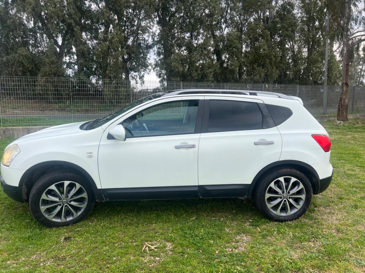 Nissan Qashqai 1.6 16V Tekna tetto/ GPL scadenza 2033