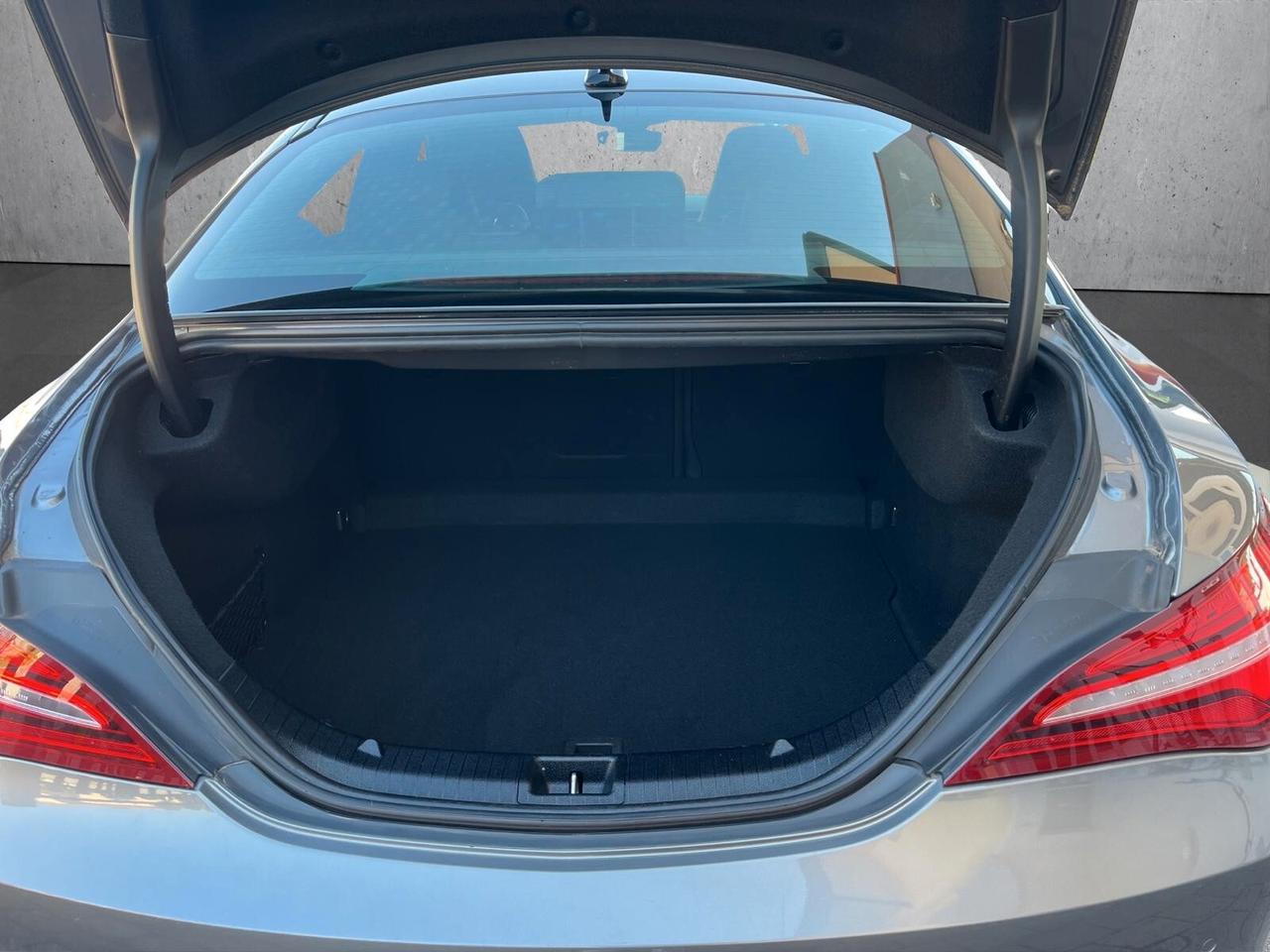 Mercedes-benz CLA 220 d Automatic Premium FLA
