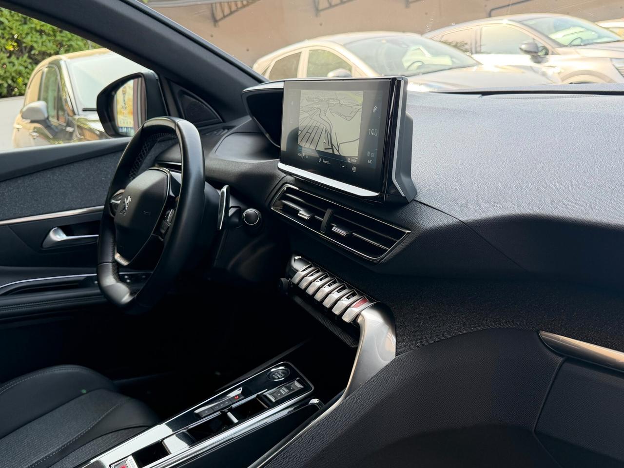 Peugeot 3008 1.5 BLUEHDI 130 cv. Eat8 ALLURE PACK (Nav)