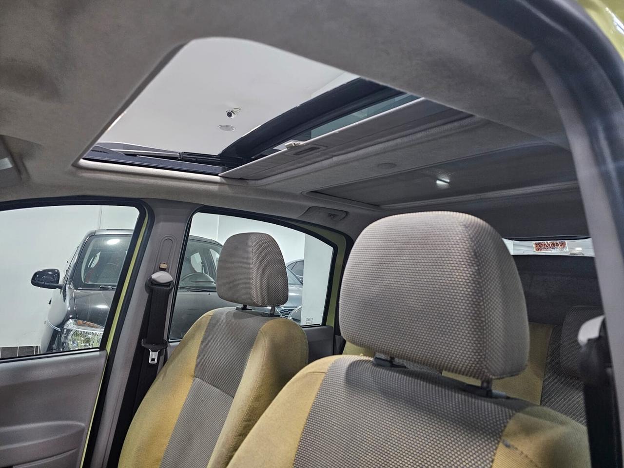 NUOVA FIAT PANDA EMOTION 1.2 DUALOGIC BENZ 60CV - CAMBIO AUTOMATICO