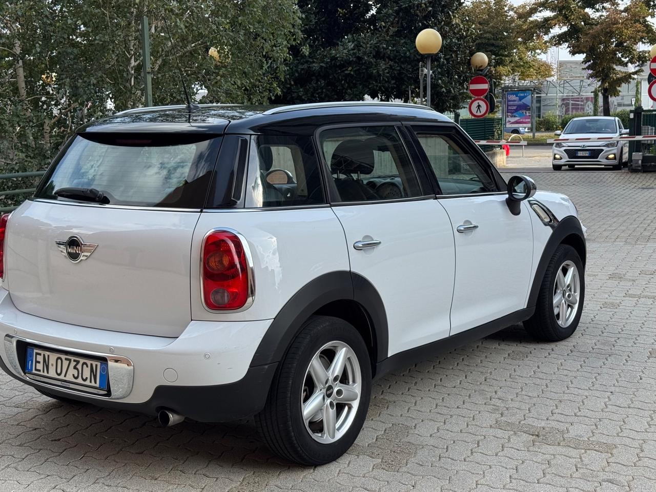 Mini Cooper Countryman Mini 1.6 One Countryman