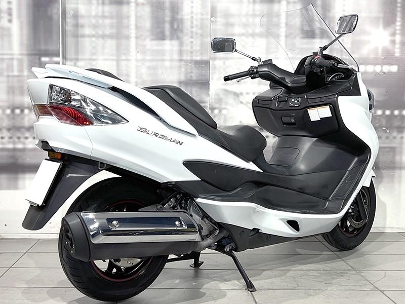 Suzuki Nuovo Burgman 400 Lux