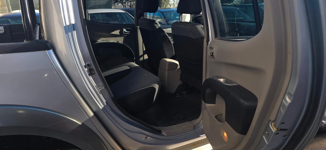 Mitsubishi L200 2.5 DI-D/136CV Double Cab Intense