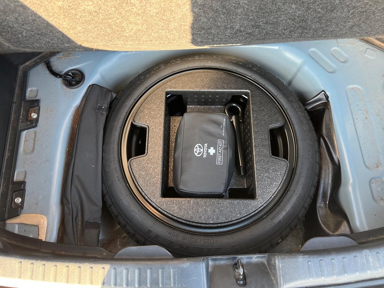 Toyota Yaris 1.5 Hybrid 5 porte Business