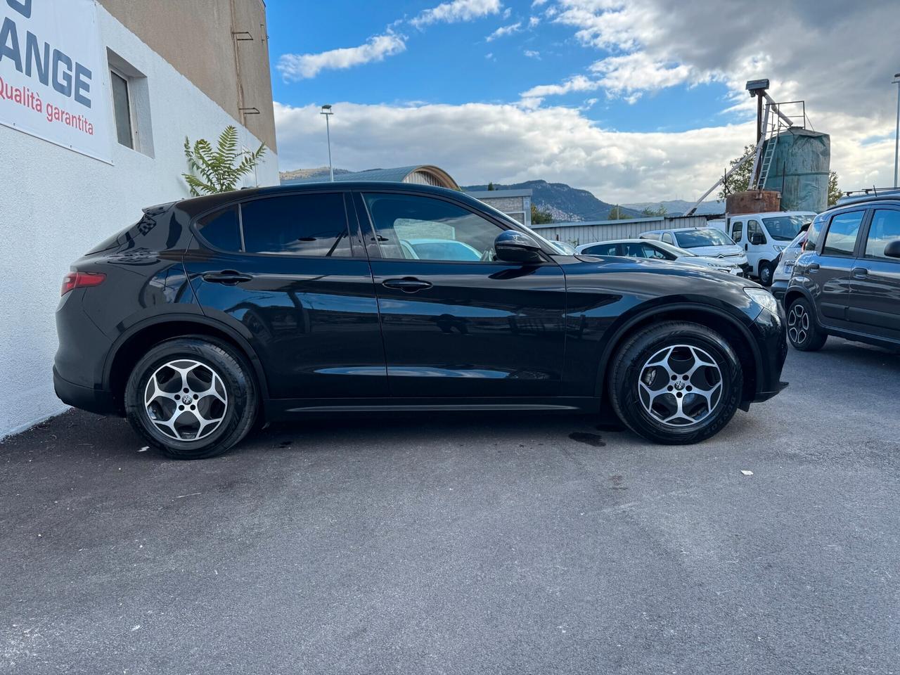 Alfa Romeo Stelvio 2.2 Turbodiesel 160 CV AT8 RWD Business