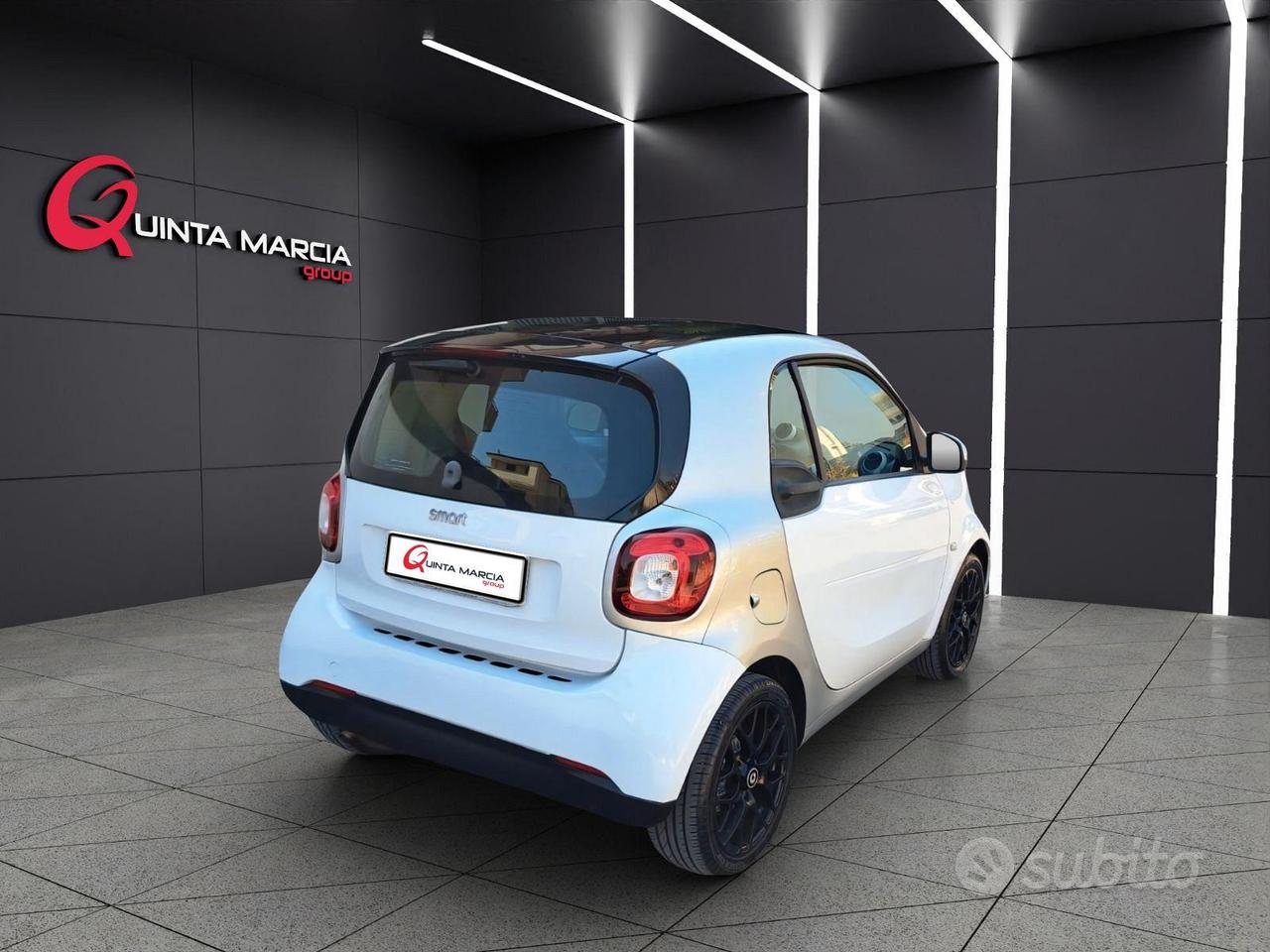 Smart Fortwo 1.0 71cv AUTOMATICA NAVI/CERCHI BLACK