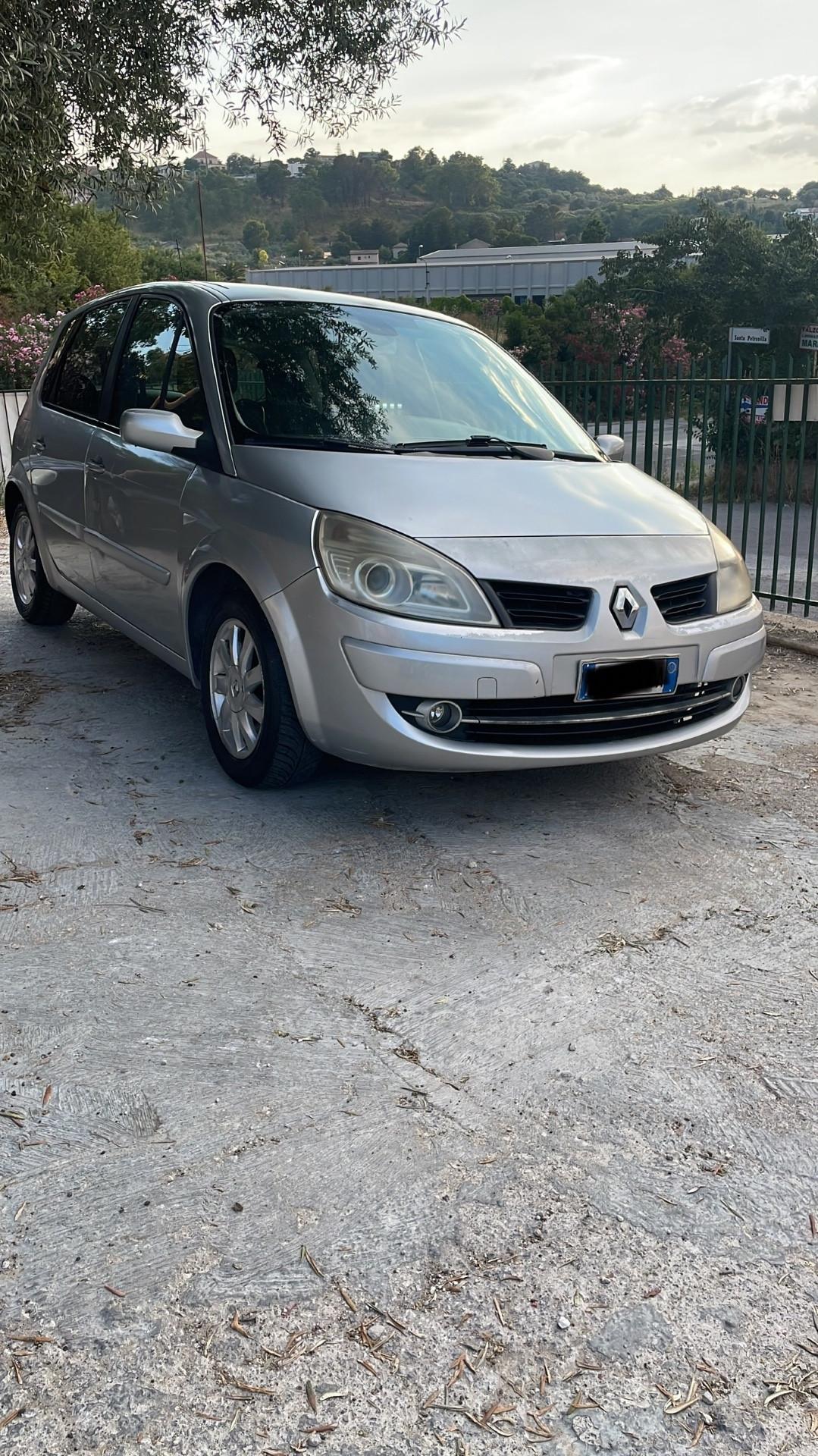 Renault Scenic Grand Scénic 1.9 dCi/130CV Serie Speciale