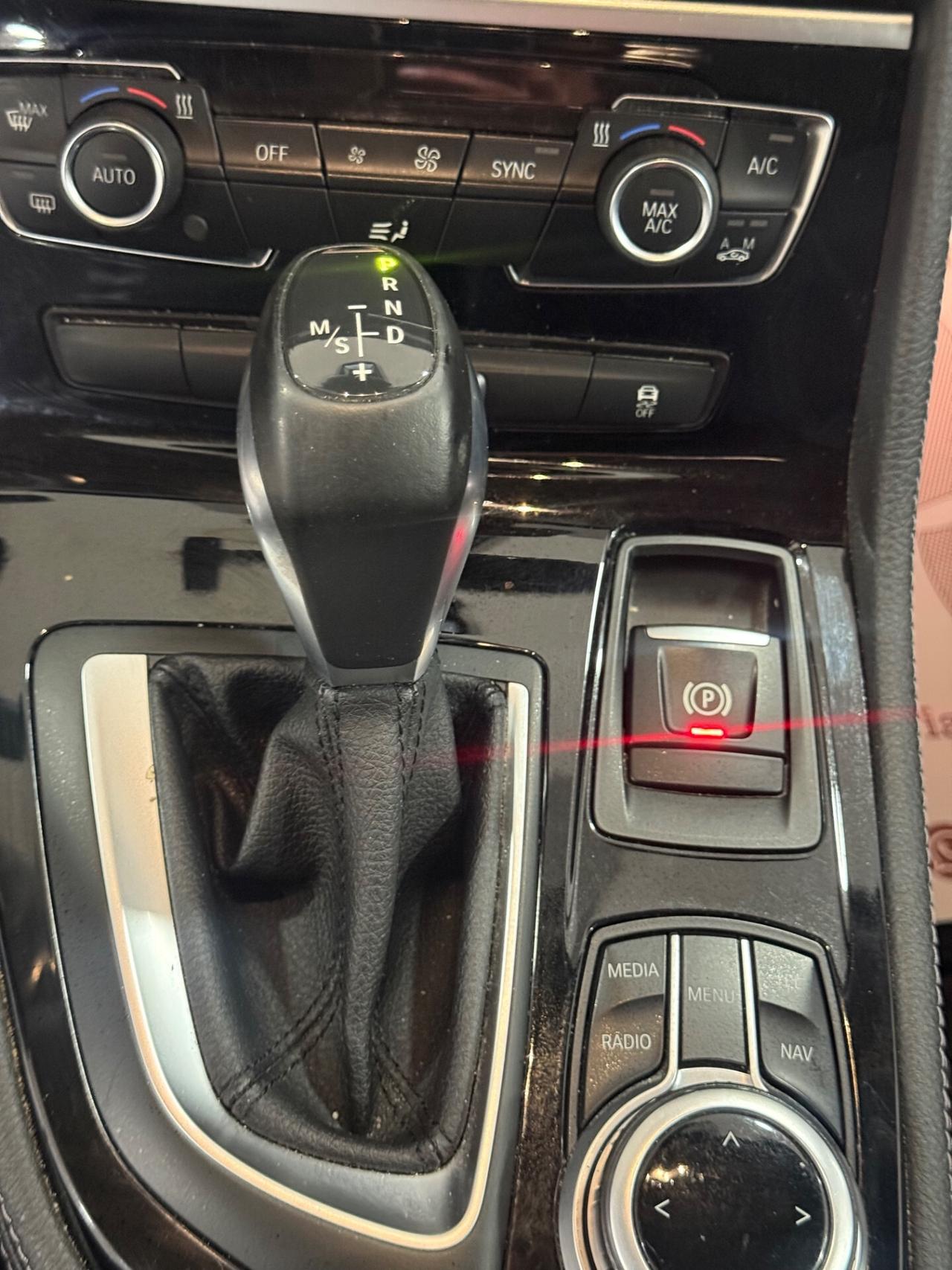 Bmw serie 2 tourer luxury 1.5 2016