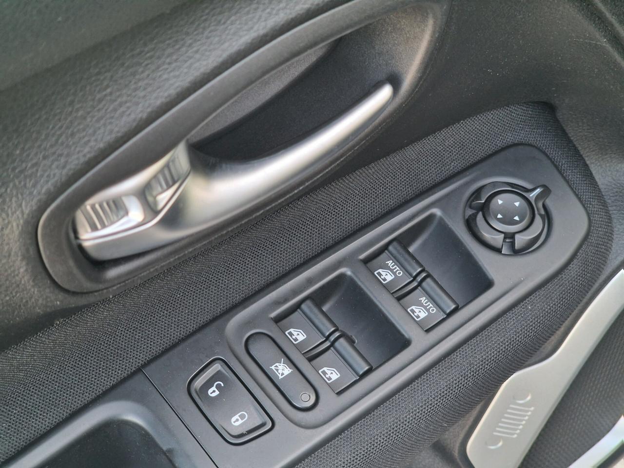 Jeep Renegade 1.6 Mjt 120 CV Longitude