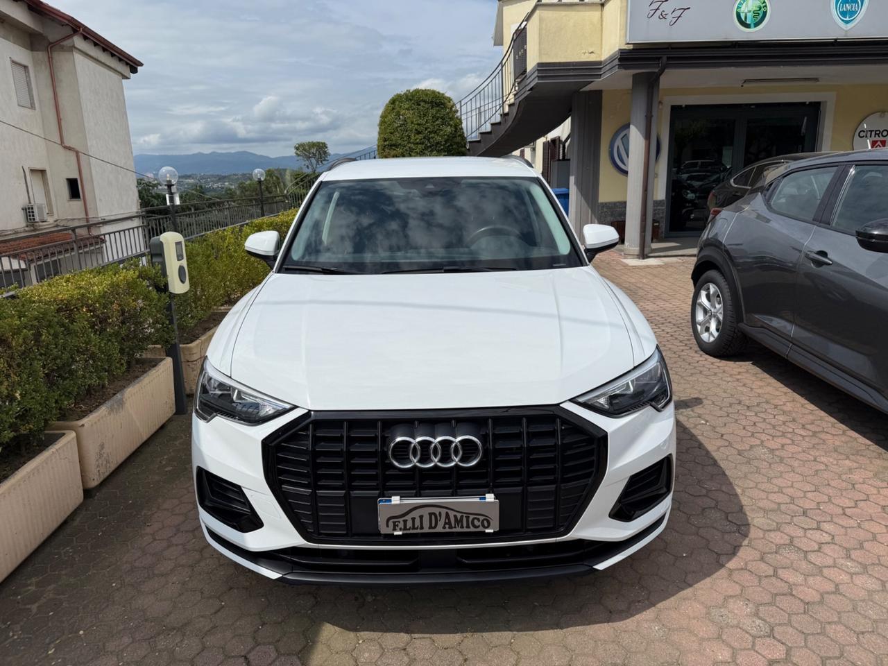 Audi Q3 35 TDI S tronic Business
