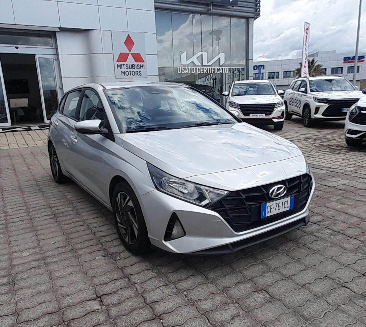 Hyundai i20 1.2 MPI MT Connectline