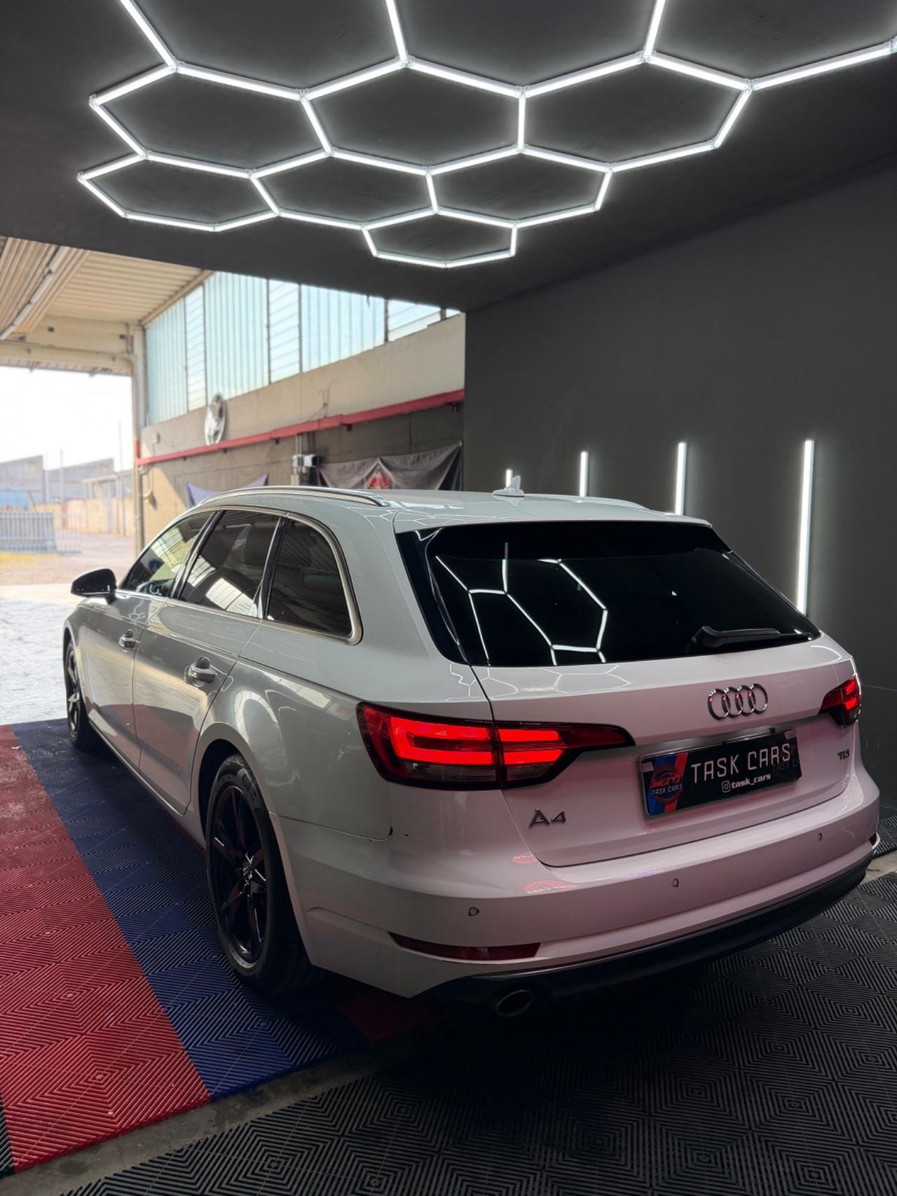 Audi A4 Avant 2.0 TDI 122 CV S tronic Sport