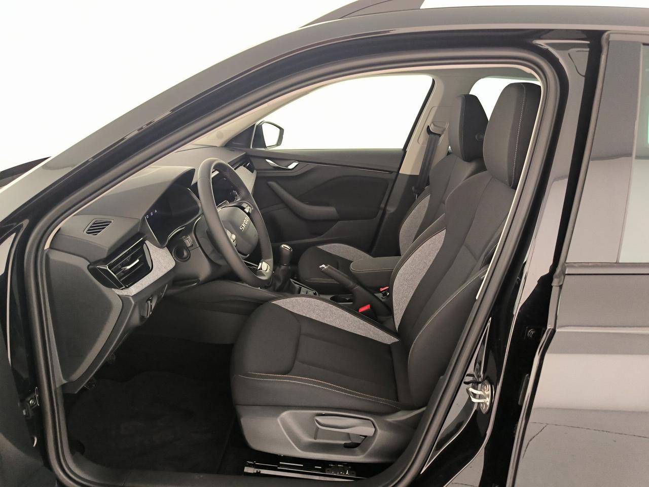 Skoda Kamiq 1.0 tsi black dots 115cv