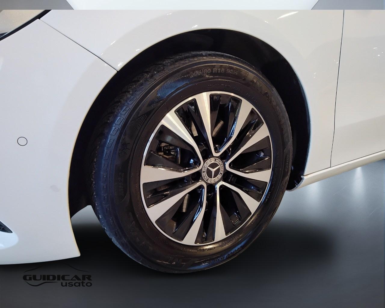 Mercedes-Benz Classe B - W247 2018 - B 180 d Sport Plus auto