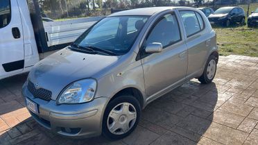 Toyota Yaris 1.0i 16V cat 5 porte Sol