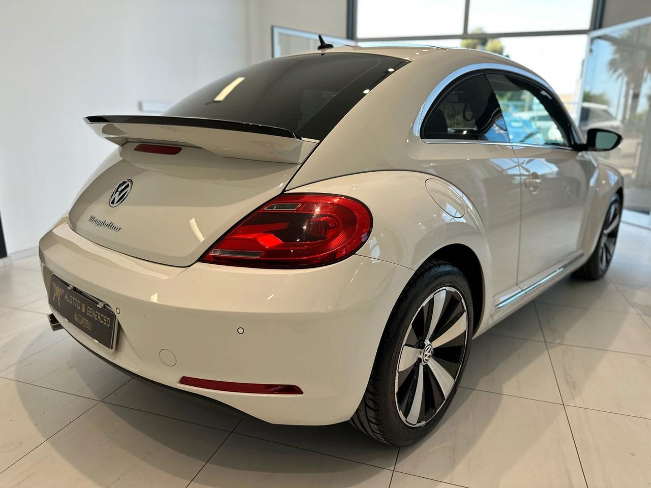 Volkswagen Maggiolino 1.6 TDI 105 CV Design 2012