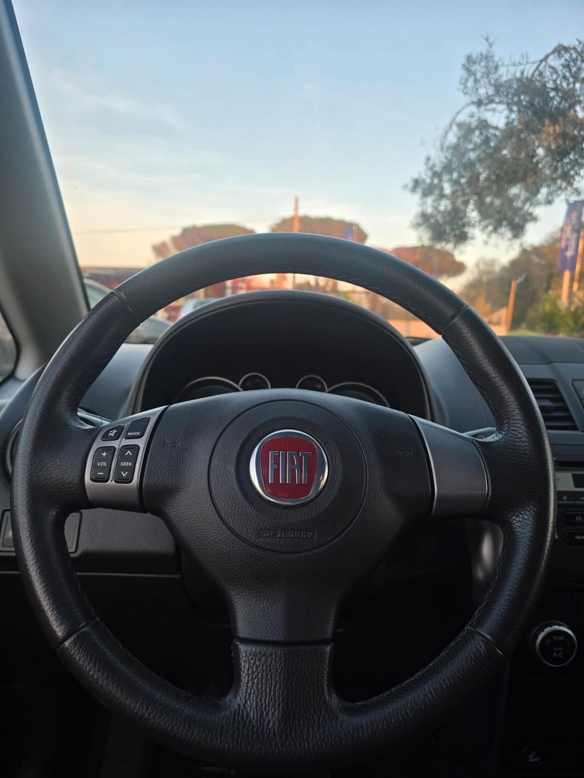 Fiat Sedici 2.0 MJT 16V DPF 4x4 Experience