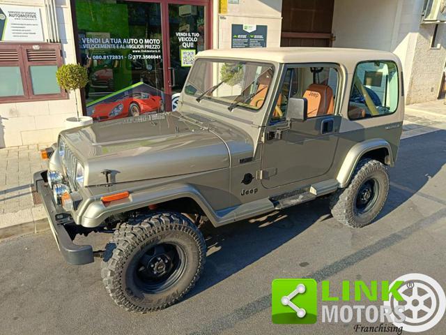 JEEP Wrangler SAHARA 2.5 BENZINA ASI