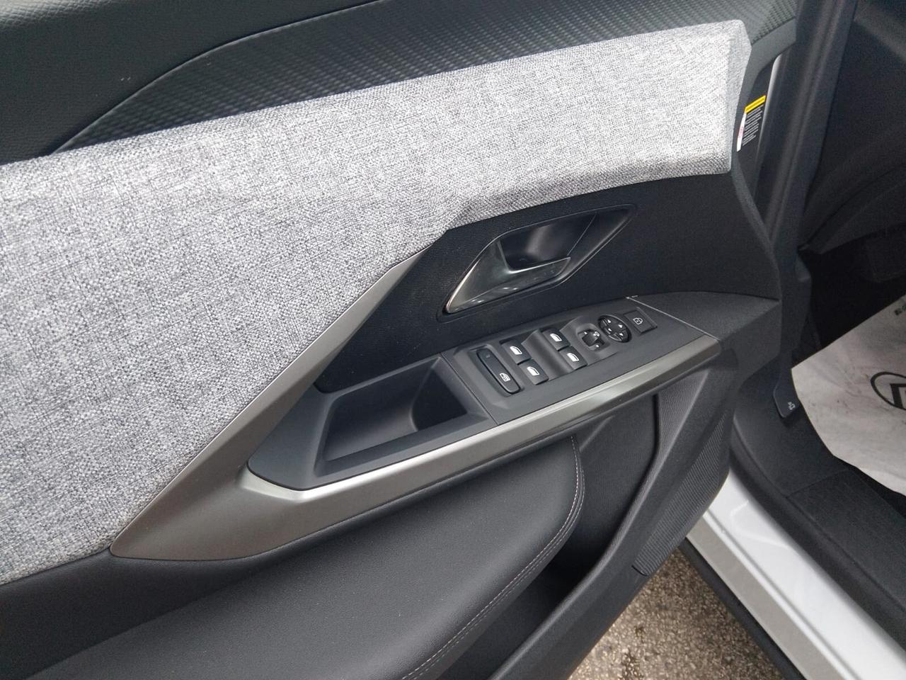 Peugeot 3008 Hybrid 145 e-DCS6 Allure